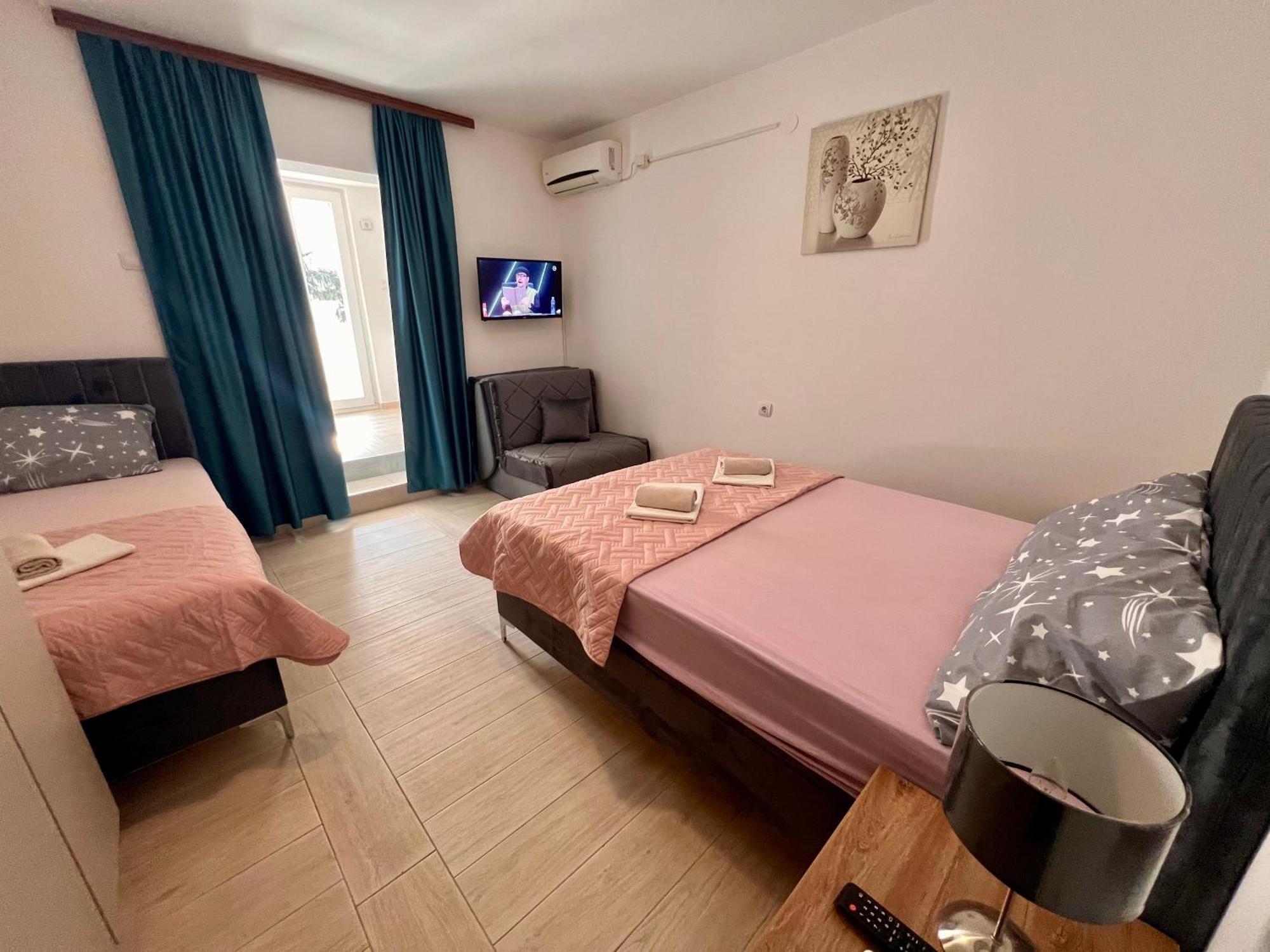 Guesthouse Civovic Бар Екстериор снимка