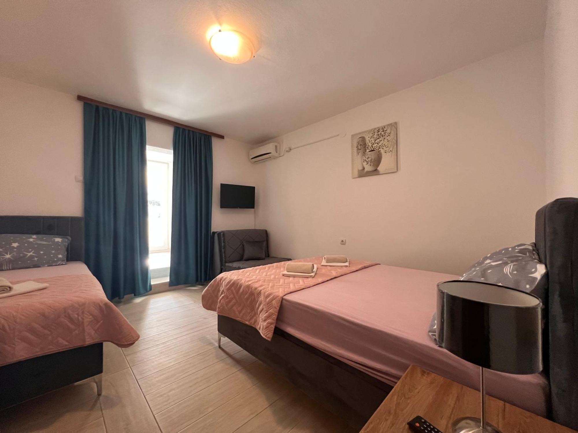 Guesthouse Civovic Бар Екстериор снимка