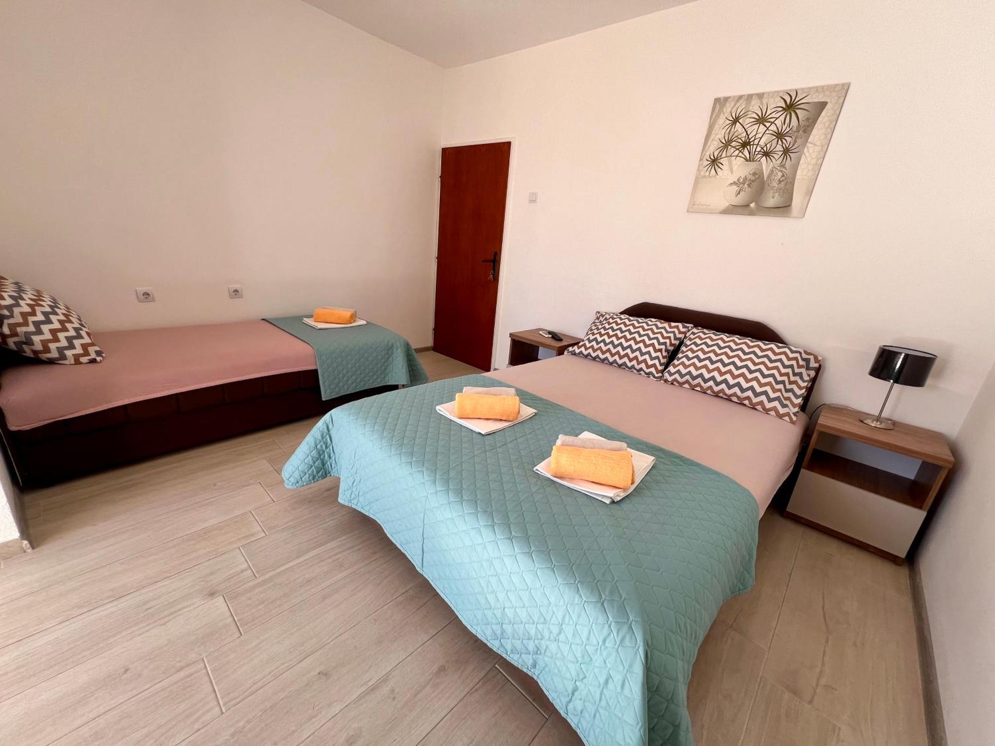 Guesthouse Civovic Бар Екстериор снимка